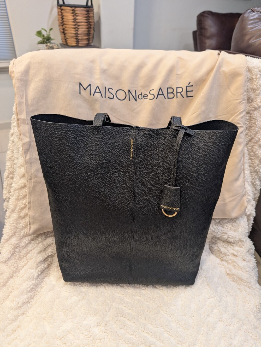 Maison De Sabre Soft Tall Leather Tote